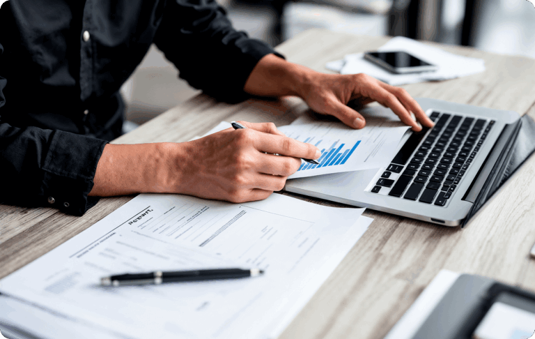 man-is-working-laptop